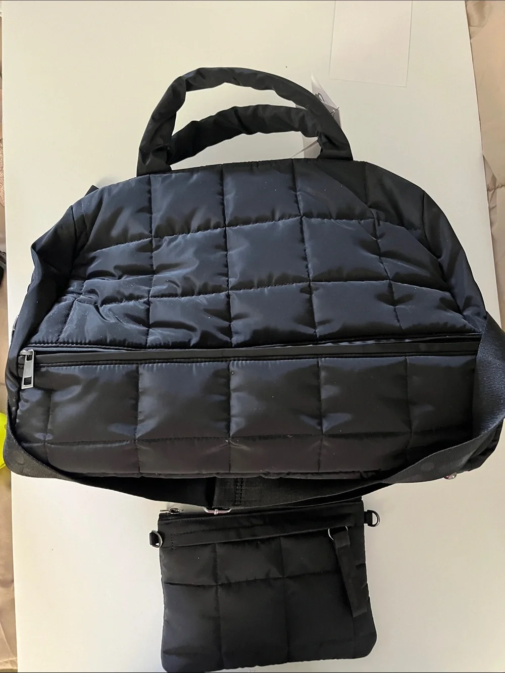 Black Quilted Womens go dash bag retail $218 Shoulder Bag with Removable Pouch